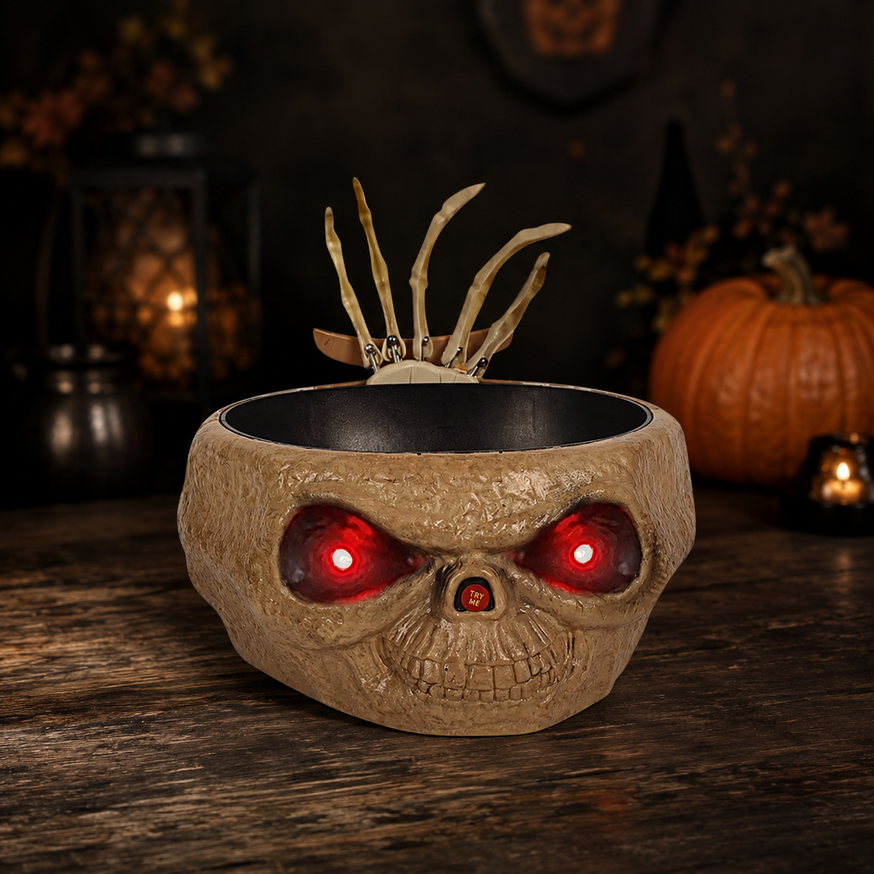 Gifts – Seasonal – Halloween : Motion Sensor Skeleton Hand Candy Bowl in van Vandaliamo