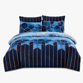 house & garden : Comfort Blanket 'Geometric Pattern' refreshing and breathable in Blue van Vandaliamo