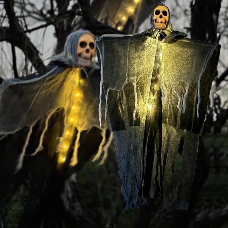 Gifts – Seasonal – Halloween : Spooky Hanging Ghost Halloween Decoration in van Vandaliamo