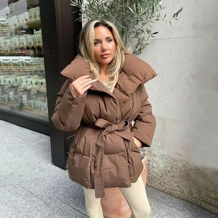 Coat : Women's Belted Puffer Coat with Stand Collar in Brown van Vandaliamo
