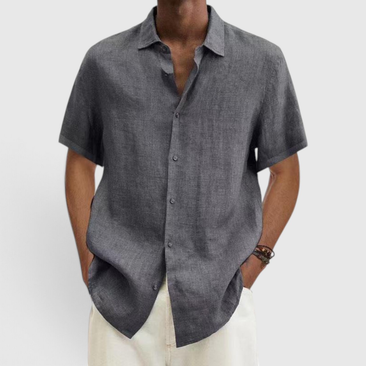 Fashion : Men's Casual Short-Sleeve Shirt - Everyday Button-Up in van Vanda Liamo