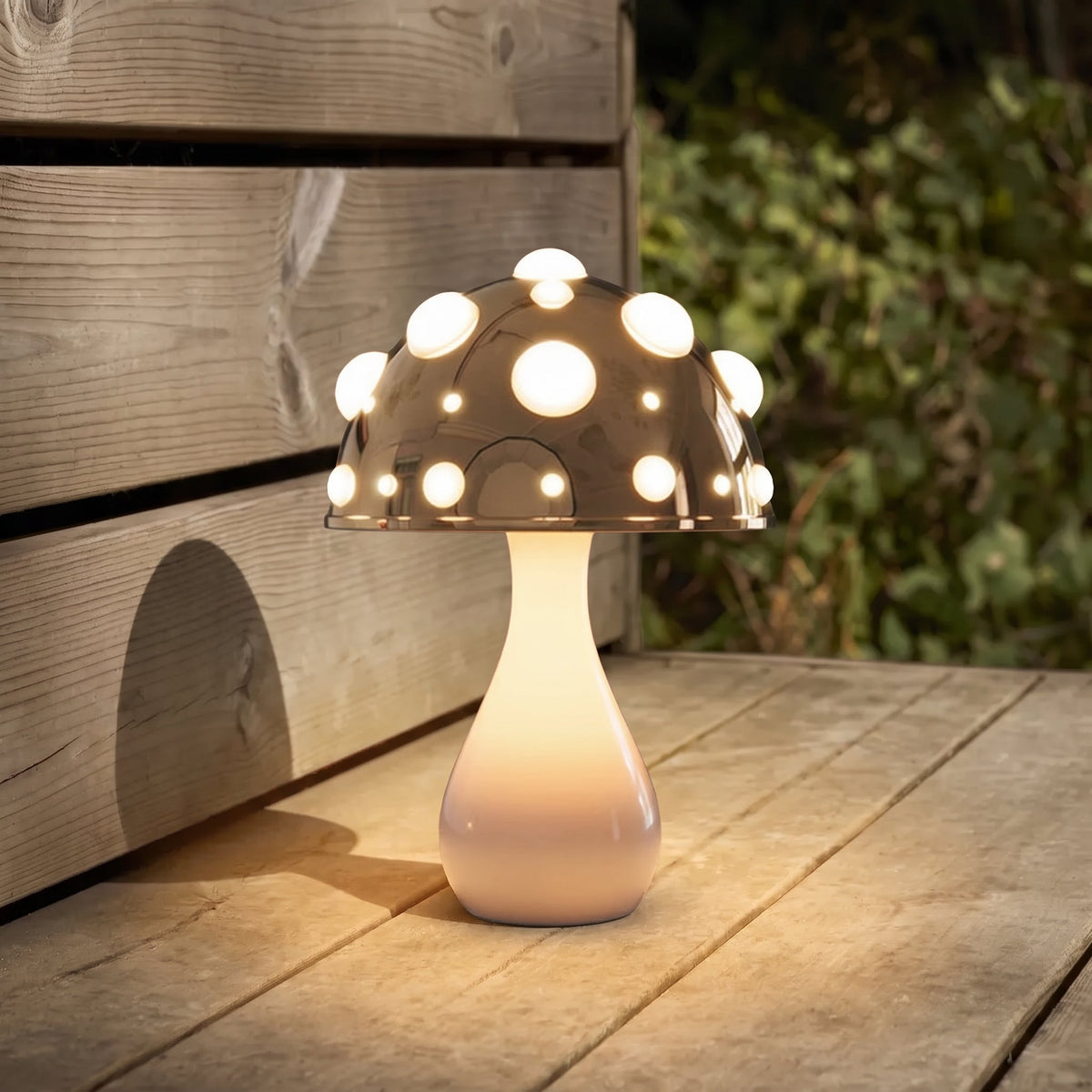 Mushroom Table Lamp - Modern Metal Dimmable Design