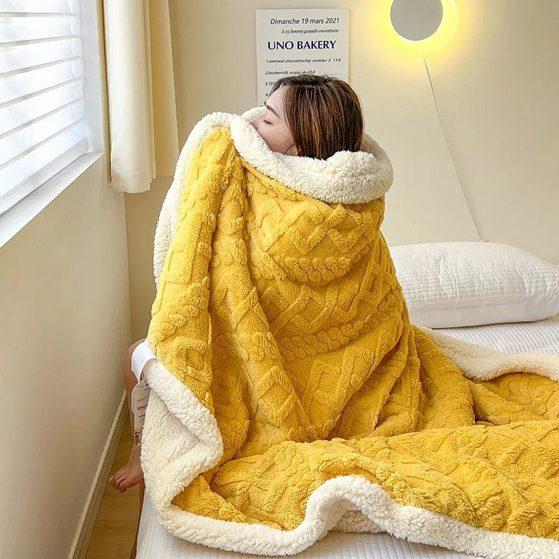 Home Decor : Thick Lambswool Winter Blanket - Ultra Warm Throw in van Vandaliamo