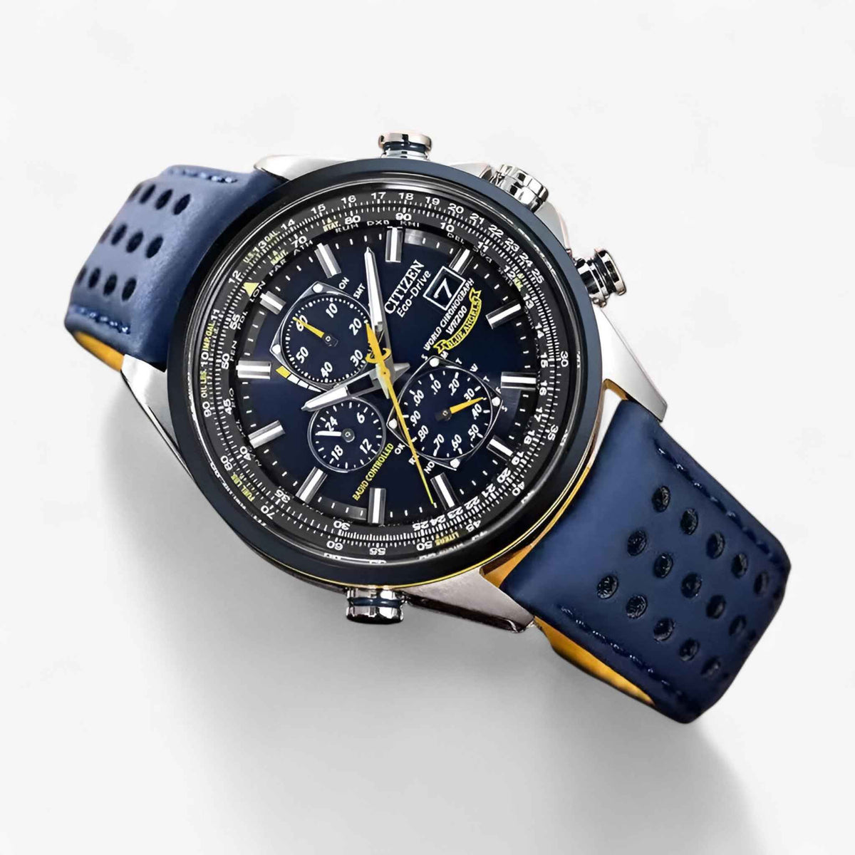 Watch : Men's Chronograph Watch MultiSteel 42mm – Steel Silver, Blue Dial in van Vanda Liamo