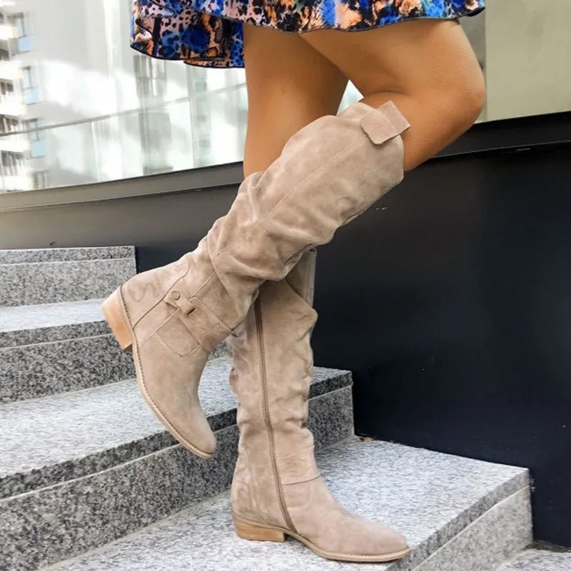 Footwear : Women's Elegant Suede Tall Boots, Jill in Groen van Vanda Liamo