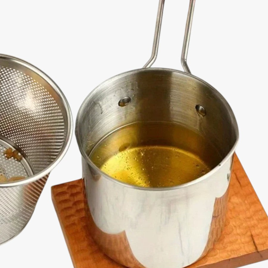 Roselva 1200ml stainless steel mini deep fryer pot with a removable strainer basket on a wooden base