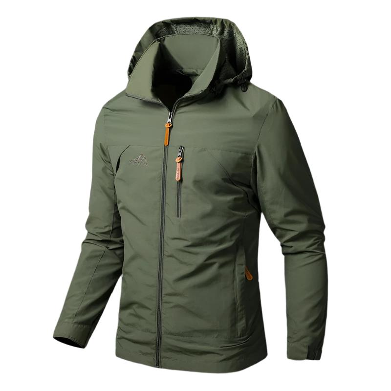 Jackets : Men's Waterproof Windproof Hiking Jacket - Multiple Zip Pockets in Green van Vanda Liamo