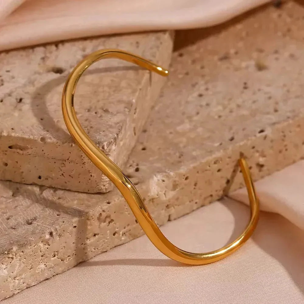 Bracelets : Blessie Gold Bangle in van Vandaliamo