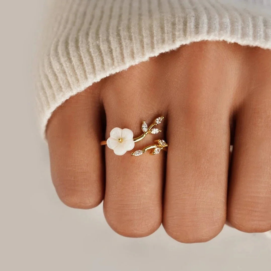 Ring : Blossom Ring in van Vandaliamo